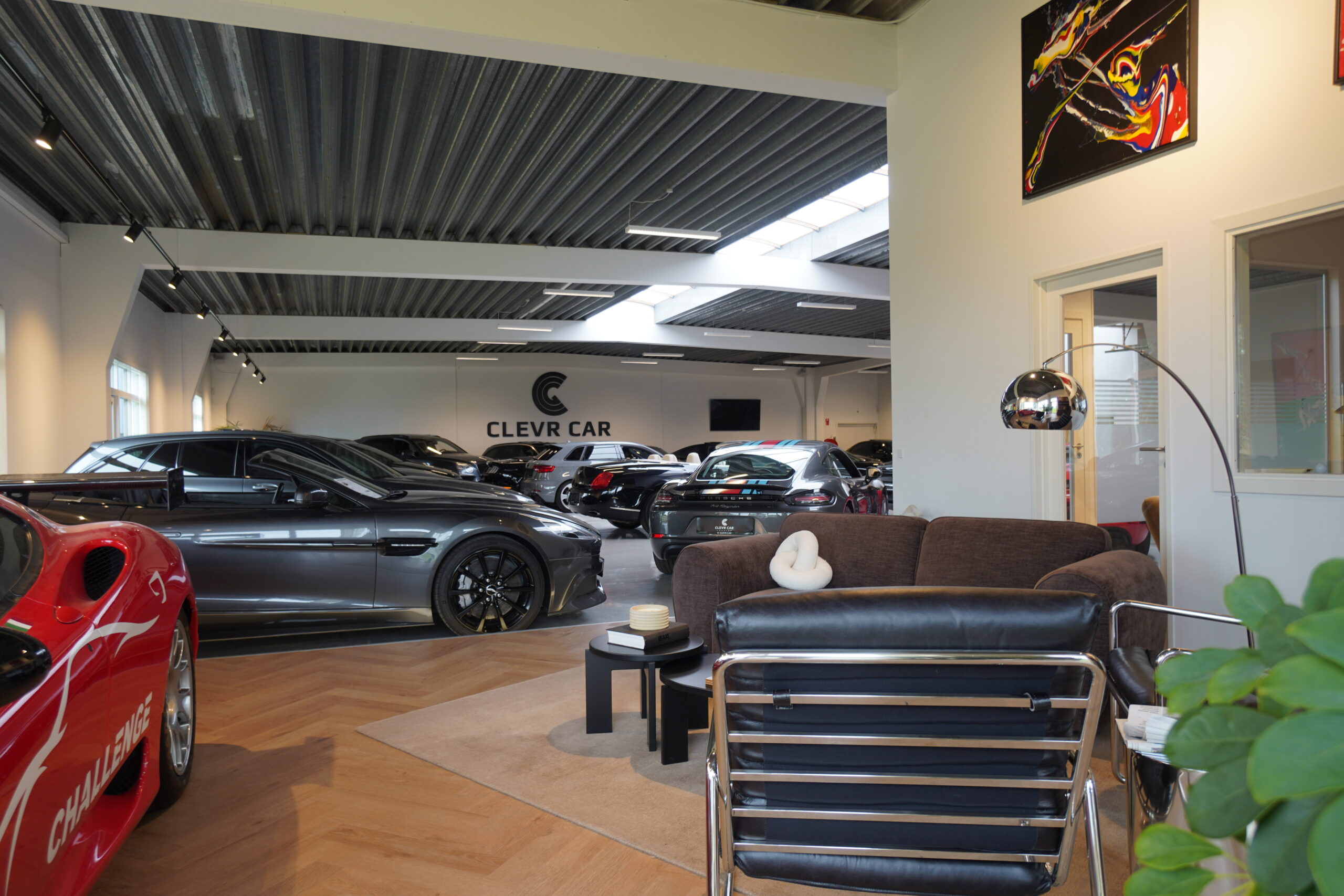 Showroom hos Clevr Car Leasing
